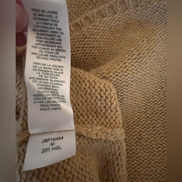 BCBGMAXAZRIA Long Sleeve Sweater Top Shirt Wheat Gold Size Medium - Picture 5 of 5